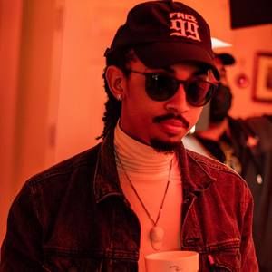 Meet your Posher, Zaire